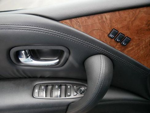 Certified 2023 Nissan Armada SL w/ Captain's Chairs Package image 17