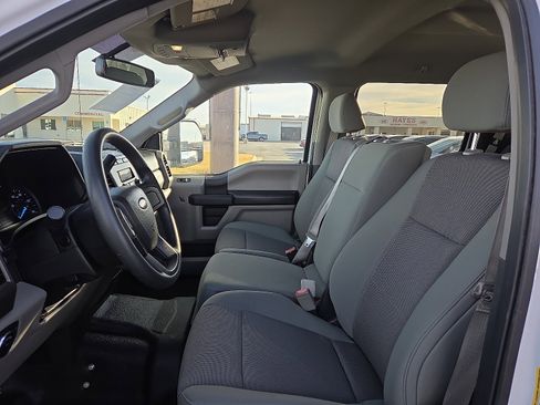 Used 2019 Ford F250 XL w/ Power Equipment Group image 14