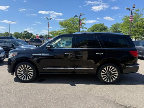 Used 2019 Lincoln Navigator Reserve w/ Cargo Package AWD/4WD image 8