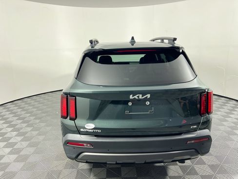 Certified 2023 Kia Sorento X-Line EX AWD/4WD image 4