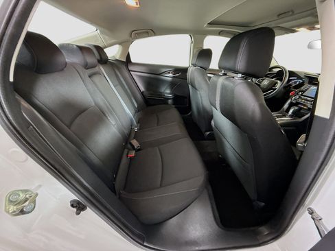 Used 2019 Honda Civic EX image 27