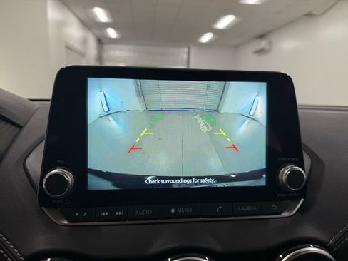 New 2025 Nissan Sentra SV w/ Trunk Package image 18