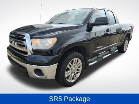 Used 2013 Toyota Tundra 2WD Double Cab w/ Tow Pkg image 4