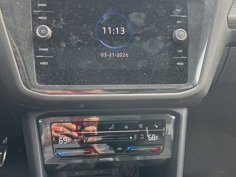 Used 2023 Volkswagen Tiguan SEL R-Line image 19