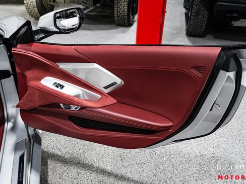 Used 2020 Chevrolet Corvette Stingray Premium Conv w/ 3LT Preferred Equipment Group image 32