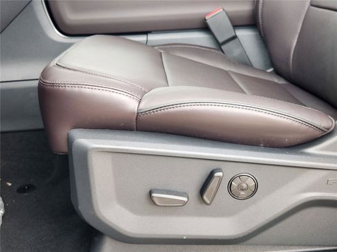 New 2025 Ford Expedition Max Platinum w/ Platinum Ultimate Package image 18