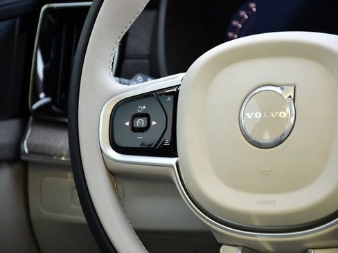 New 2026 Volvo XC90 B6 Ultra w/ Protection Package AWD/4WD image 22