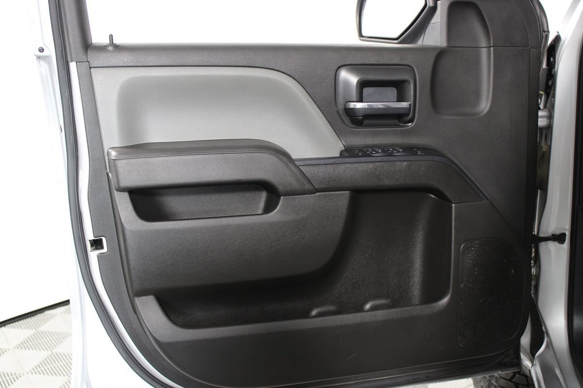 Used 2017 Chevrolet Silverado 1500 W/T RWD image 5