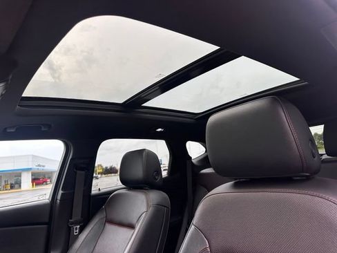 Used 2019 Chevrolet Blazer RS w/ Sun and Wheels Package AWD/4WD image 28