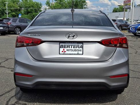 Used 2021 Hyundai Accent SEL FWD image 5