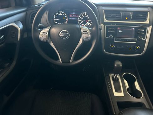 Used 2016 Nissan Altima 2.5 S w/ Power Driver Seat Package FWD image 15