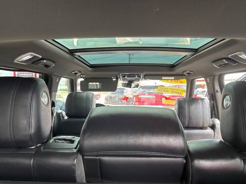 Used 2017 Land Rover Range Rover Supercharged AWD/4WD image 36