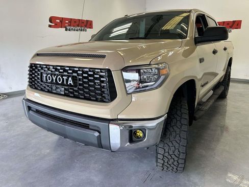 Certified 2019 Toyota Tundra SR5 w/ SR5 Upgrade Package AWD/4WD image 7
