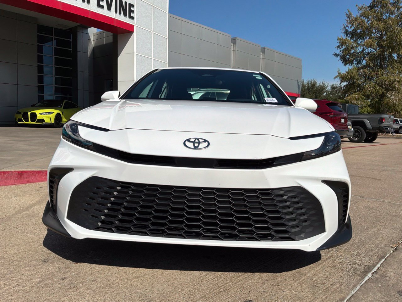 Used 2026 Toyota Camry SE FWD image 3