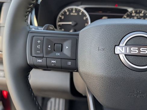 New 2026 Nissan Pathfinder SV image 10