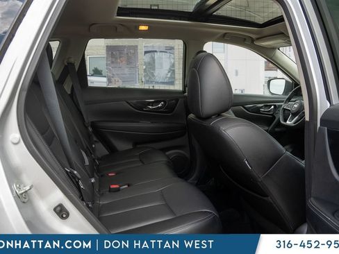Used 2019 Nissan Rogue SL w/ Premium Package AWD/4WD image 22