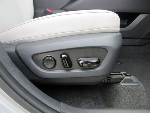 New 2026 Lexus TX 350 AWD image 28