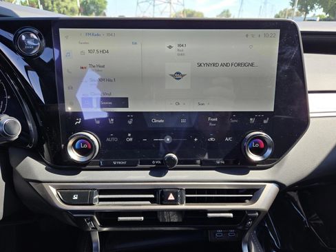 Used 2024 Lexus RX 350 Premium w/ Convenience Package FWD image 13