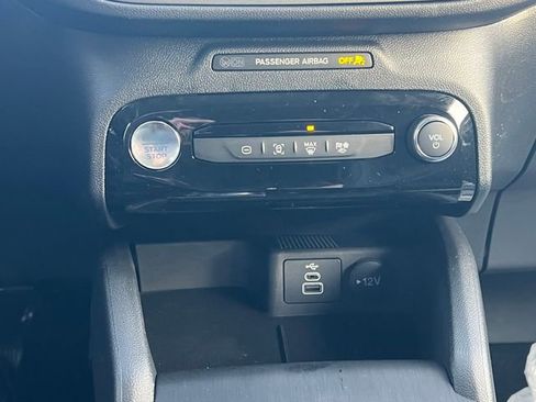 New 2026 Ford Escape SE image 19