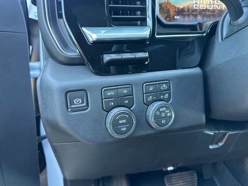 New 2026 Chevrolet Silverado 2500 High Country w/ High Country Premium Package AWD/4WD image 21