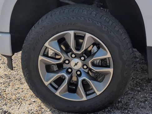 Certified 2025 Chevrolet Silverado 1500 RST AWD/4WD image 11