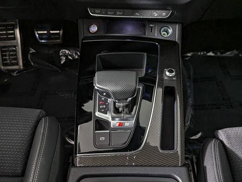 Used 2022 Audi SQ5 Premium Plus w/ Premium Plus Package image 37