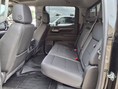 Used 2025 GMC Sierra 1500 SLT w/ SLT Premium Plus Package AWD/4WD image 19
