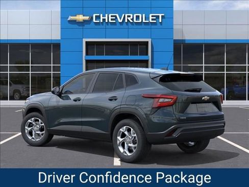 New 2026 Chevrolet Trax LS w/ LS Convenience Package image 3