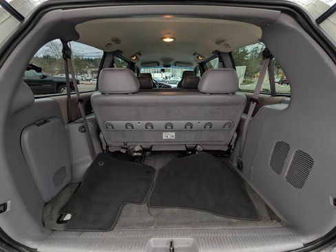 Used 1998 Dodge Grand Caravan SE AWD/4WD image 9