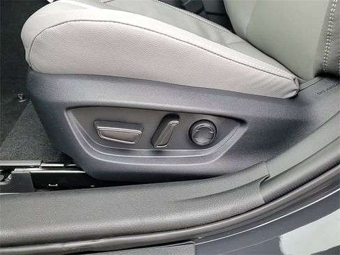 Used 2026 Toyota Camry SE image 11