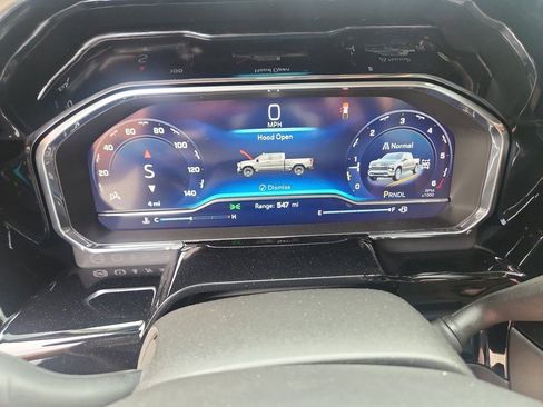 New 2025 Chevrolet Silverado 1500 LT image 18