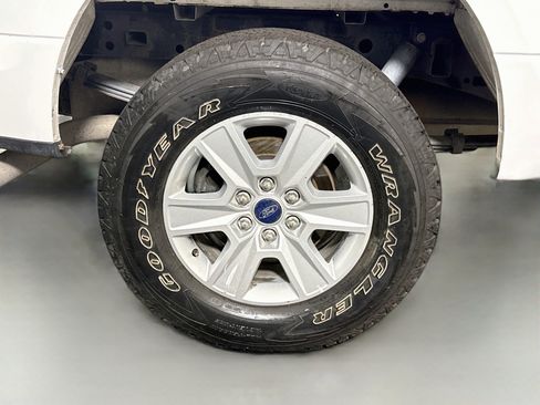Used 2019 Ford F150 XL w/ Equipment Group 101A Mid AWD/4WD image 32