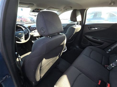 Used 2025 Chevrolet Malibu LT image 27