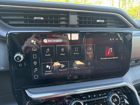New 2025 GMC Sierra 2500 Denali Ultimate w/ Max Trailering Package AWD/4WD image 17