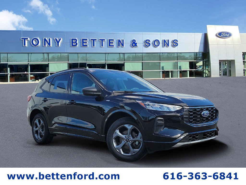 Used 2024 Ford Escape ST-Line w/ Tech Pack #1 AWD/4WD image 1