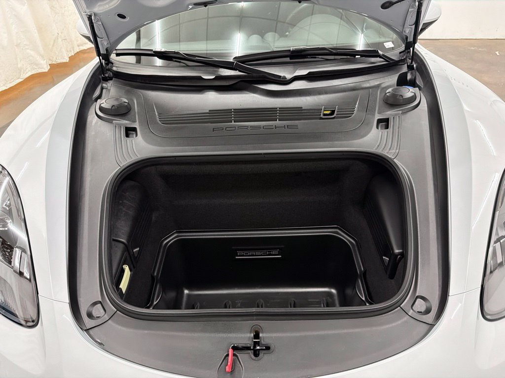 Used 2025 Porsche 718 Cayman RWD image 30