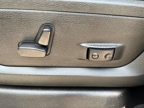 Used 2026 RAM 2500 Big Horn AWD/4WD image 16