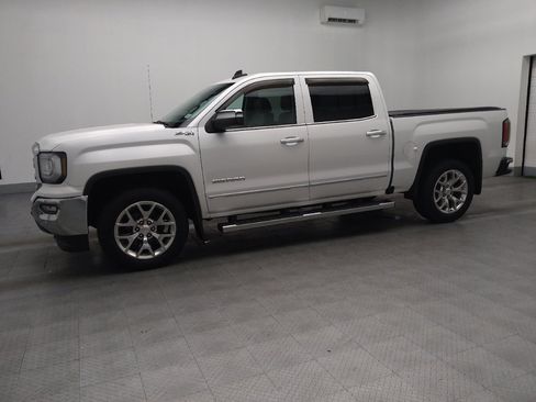 Used 2017 GMC Sierra 1500 SLT w/ SLT Premium Package image 2