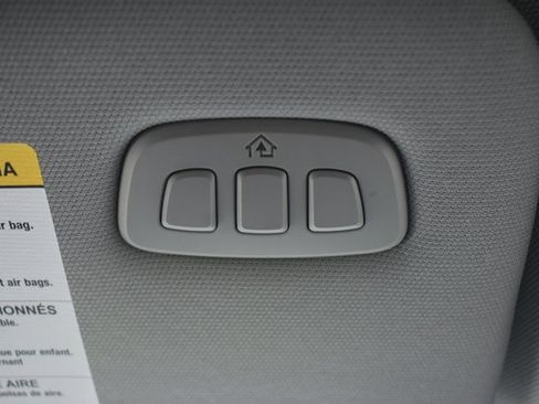 Used 2022 Ford Explorer Limited w/ Equipment Group 301A image 37