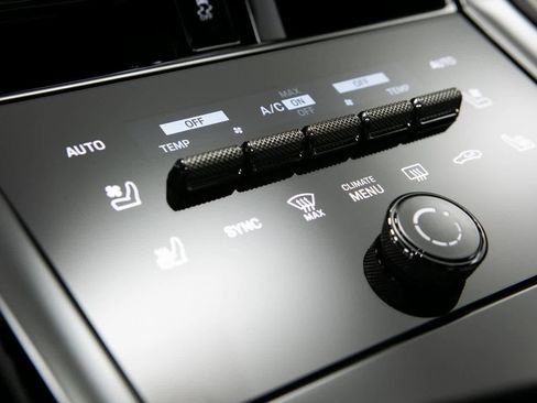 New 2026 Porsche Panamera Turbo S image 22