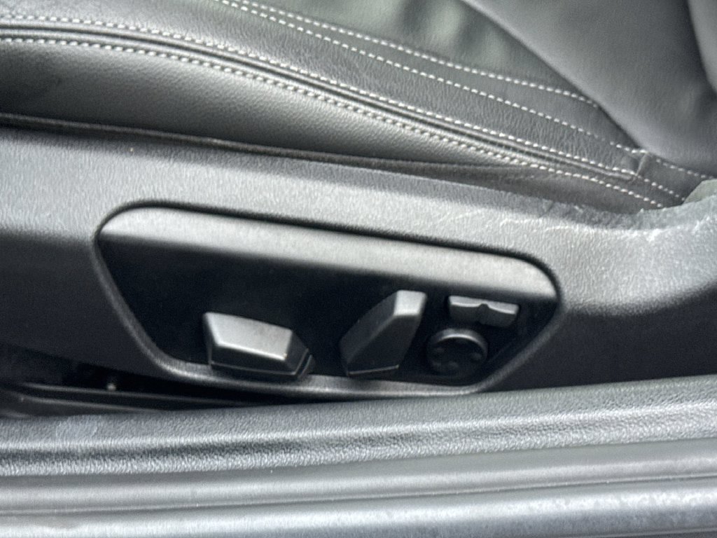 Used 2019 BMW Z4 sDrive30i w/ M Sport Package RWD image 14