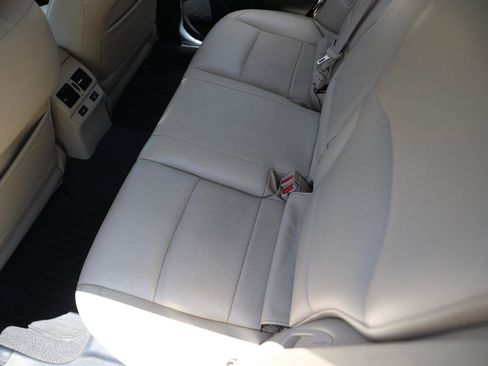 Used 2015 Subaru Outback 2.5i Limited AWD/4WD image 10