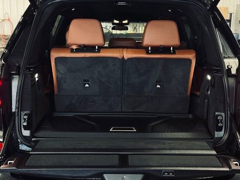 Certified 2025 BMW X7 M60i image 6