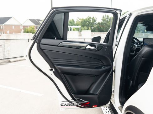 Used 2019 Mercedes-Benz GLE 43 AMG 4MATIC image 46