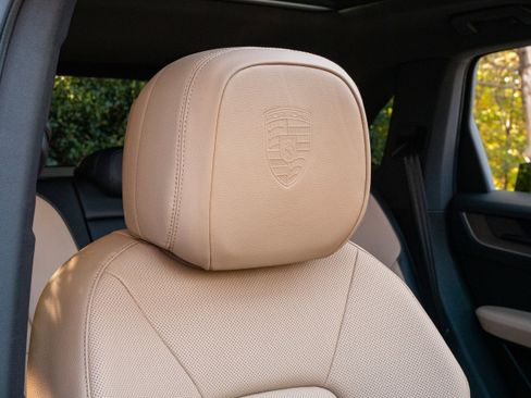 New 2026 Porsche Cayenne S AWD/4WD image 34