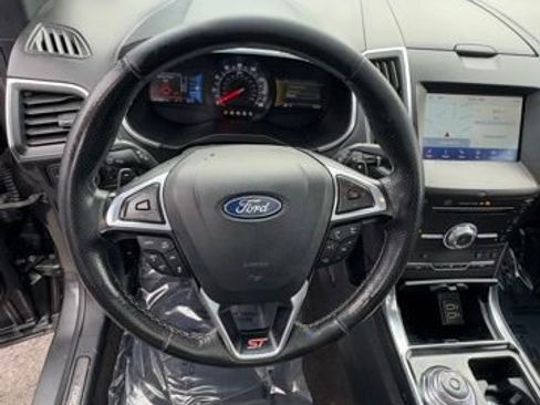 Certified 2019 Ford Edge ST w/ Equipment Group 401A image 11