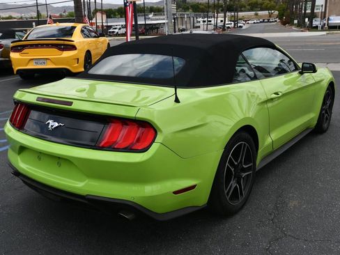 Used 2020 Ford Mustang Premium RWD image 7