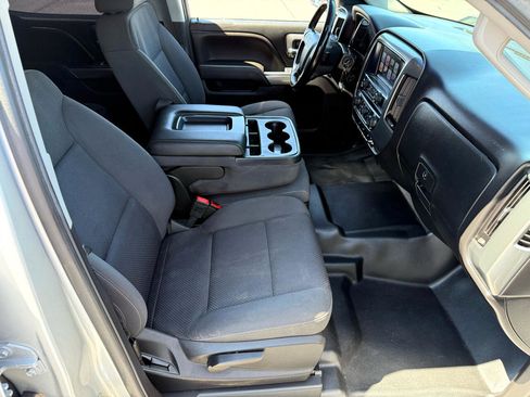 Used 2018 Chevrolet Silverado 1500 LT w/ All Star Edition image 16