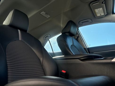 Used 2023 Toyota Camry SE image 24