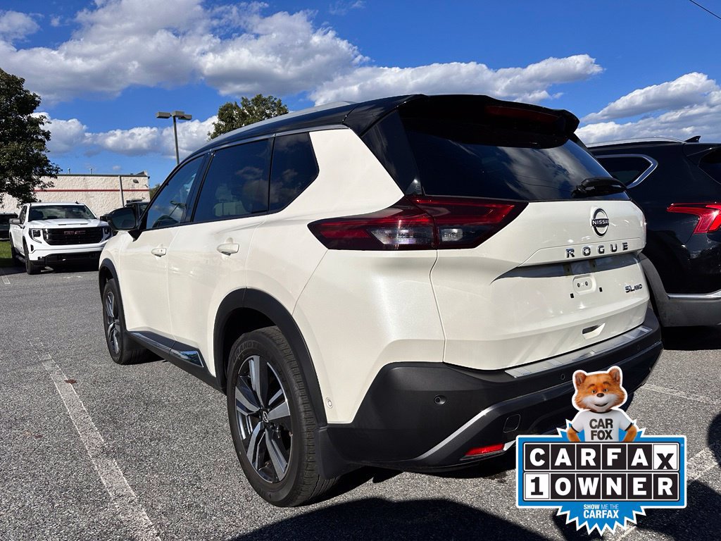 Used 2023 Nissan Rogue SL w/ SL Premium Package AWD/4WD image 3